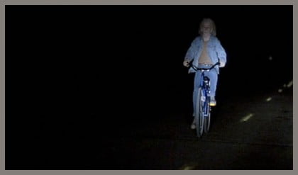 John Carpenter - In the Mouth of Madness